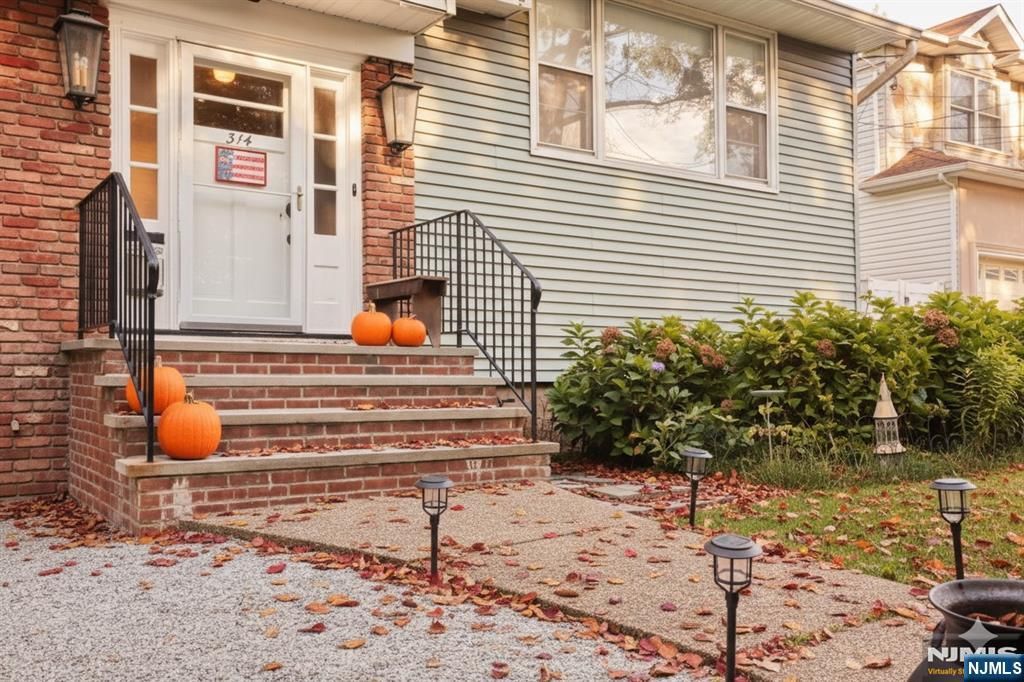 Photo of 314 Hirschfeld Place, New Milford, NJ 07646 (MLS # 25039035)