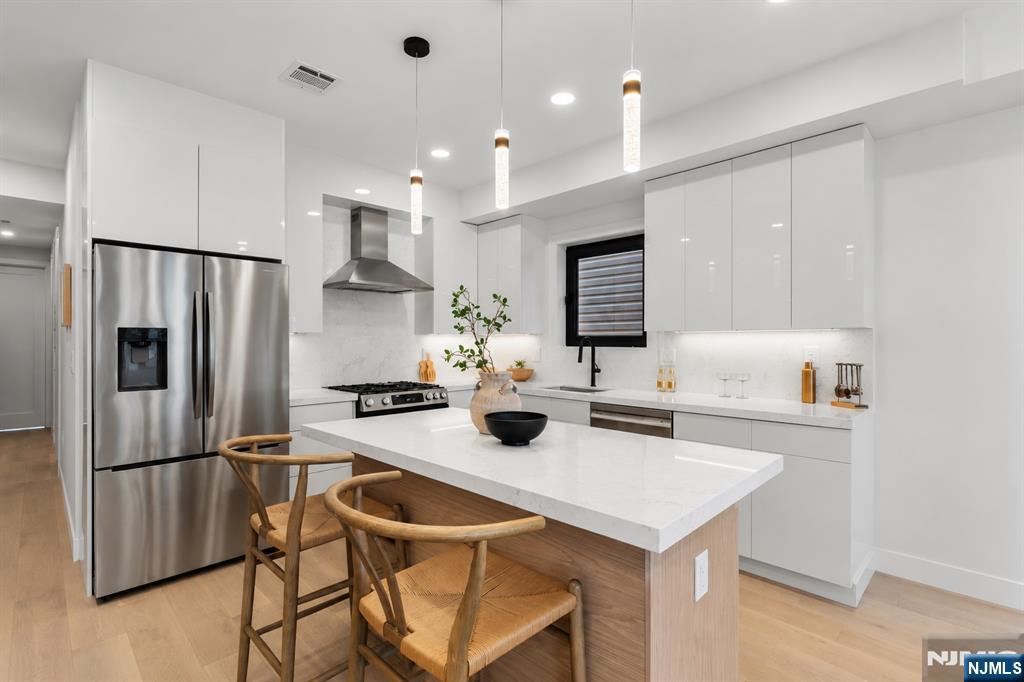 99 Van Horne Street 2