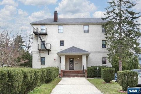 57 Brookway Avenue Unit 2C, Englewood, NJ 07631 - MLS#: 25014730
