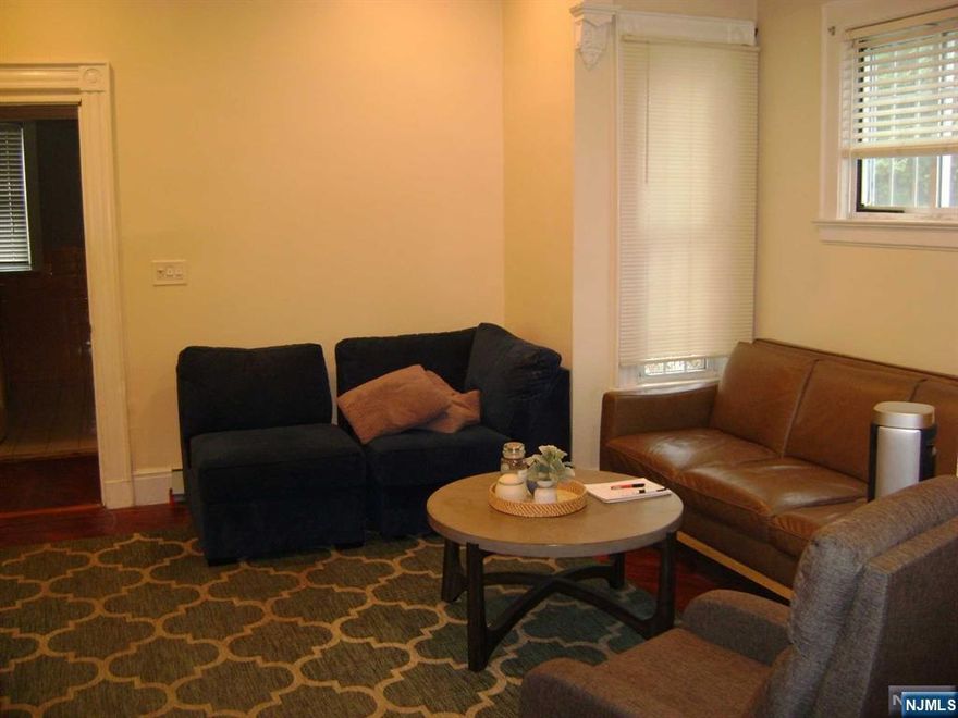 1st floor unit on Orient Way. Easy access to 190 Bus, Rutherford Downtown and train station. Washer / Dryer in basement. Master Bed with sitting room and Full bath. High ceilings. Spacious LR and DR. Can use front porch and backyard. Small Pet OK.