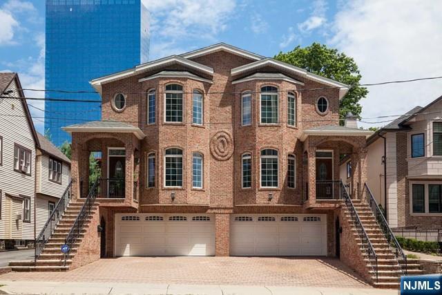 Rental Property at 153 Old Palisade Rd, Fort Lee, New Jersey - Bedrooms: 4 
Bathrooms: 4 
Rooms: 8  - $7,000 MO.