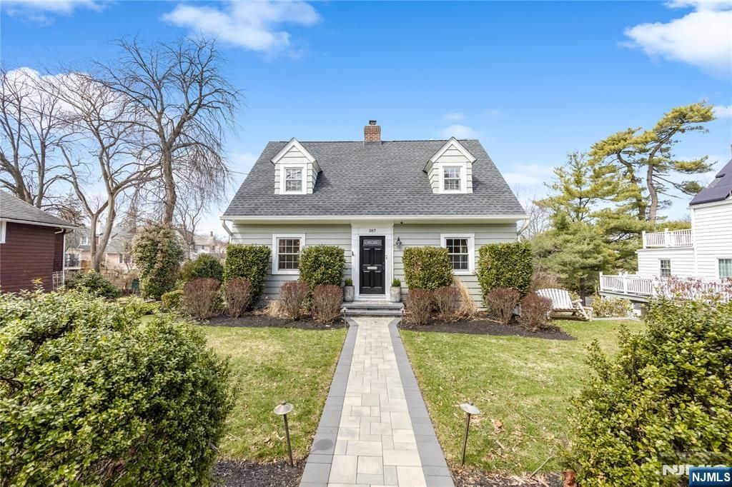 Photo of 387 Passaic Avenue, Nutley, NJ 07110 (MLS # 26011740)