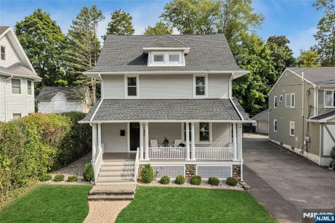 Photo of 43 Garfield Place, Ridgewood Village, NJ 07450 (MLS # 26035838)