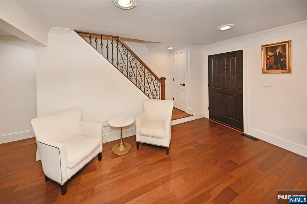 12 Morningside Avenue