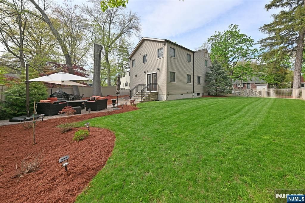 Photo of 12 Morningside Avenue, Cresskill, NJ 07626 (MLS # 26014600)