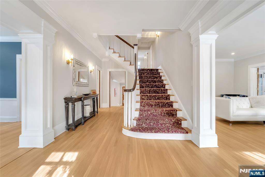 Photo of 269 Bellair Road, Ridgewood Village, NJ 07450 (MLS # 25040565)