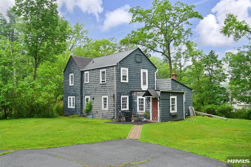 54 W Hobart Gap Road