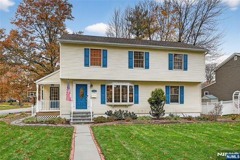 Photo of 3 Anne Avenue, Ramsey, NJ 07446 (MLS # 25037530)