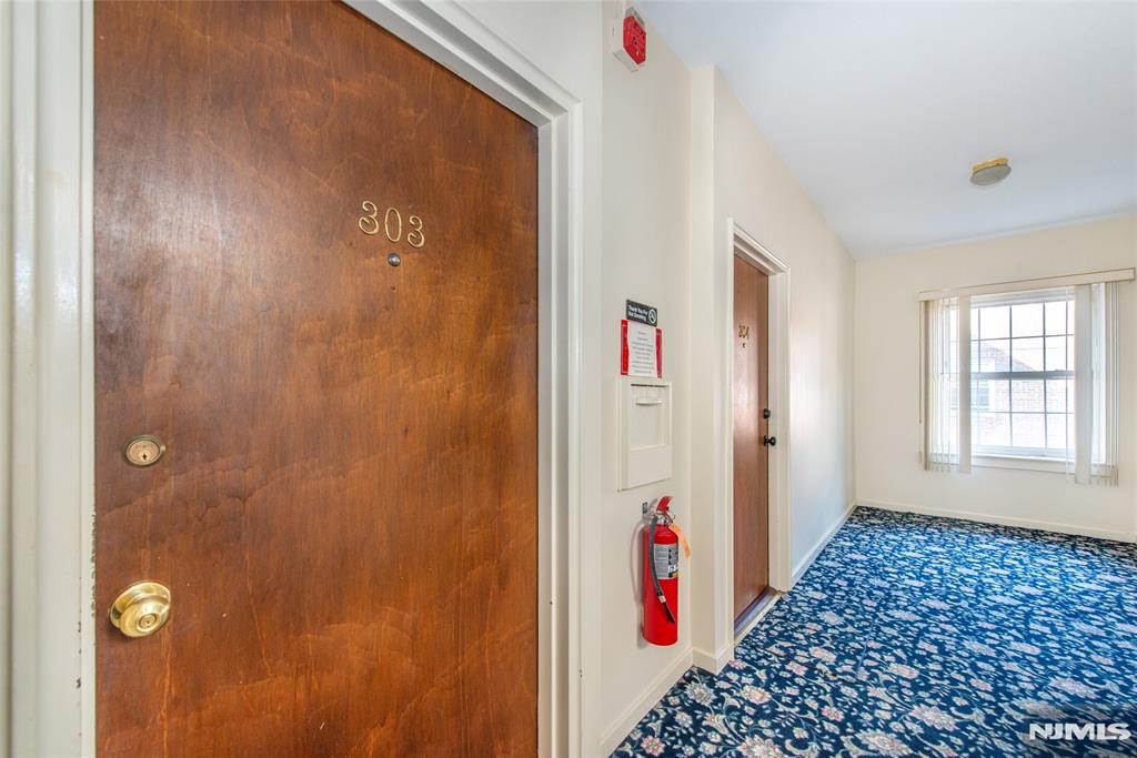 126 Hackett Place 303A