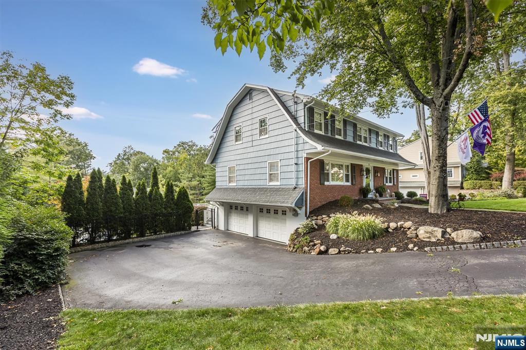 22 Sloping Hill Terrace