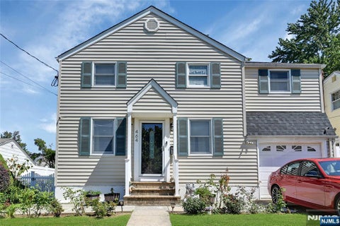 Photo of 464 Simons Avenue, Hackensack, NJ 07601 (MLS # 26032310)