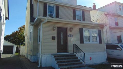22 Normandy Place Irvington NJ 07111