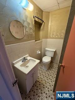Orange, New Jersey 07050, United States, 2 Bedrooms Bedrooms, ,3 BathroomsBathrooms,Residential,Active,182445