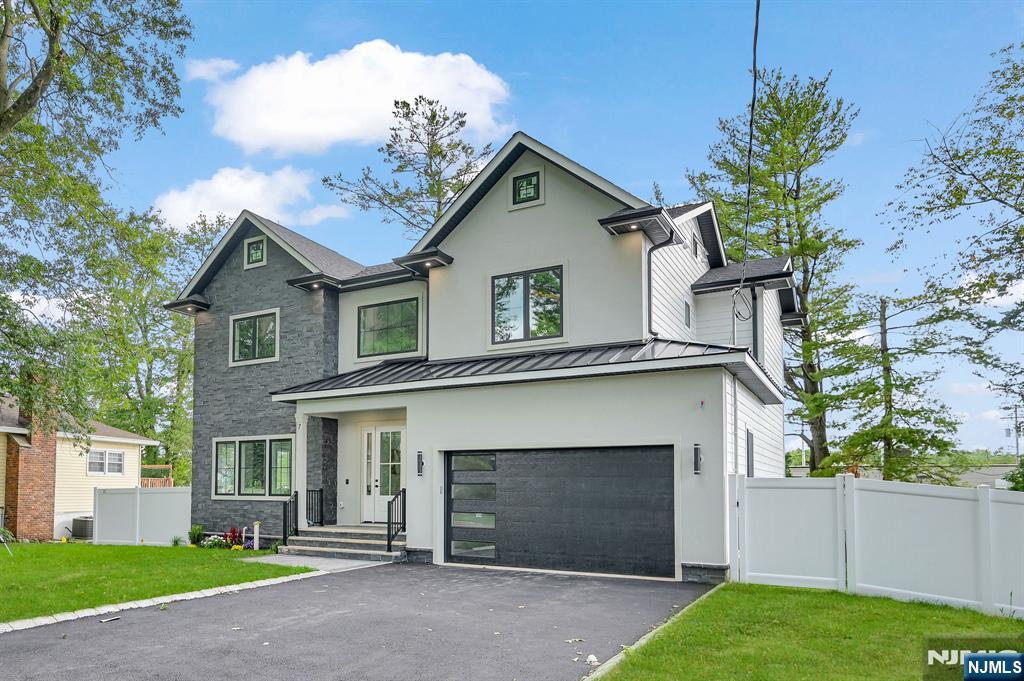 7 Canterbury Lane