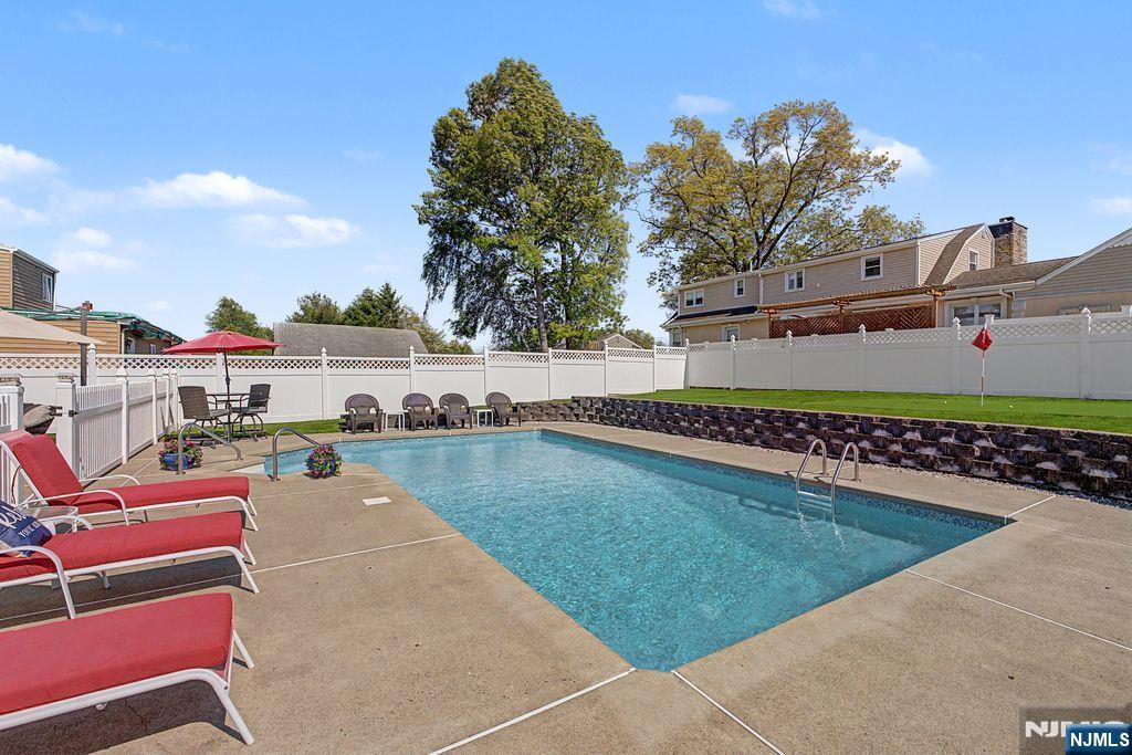 294 Hayes Drive