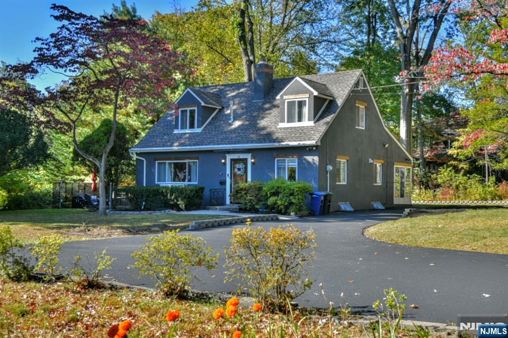 79 Colgate Avenue
