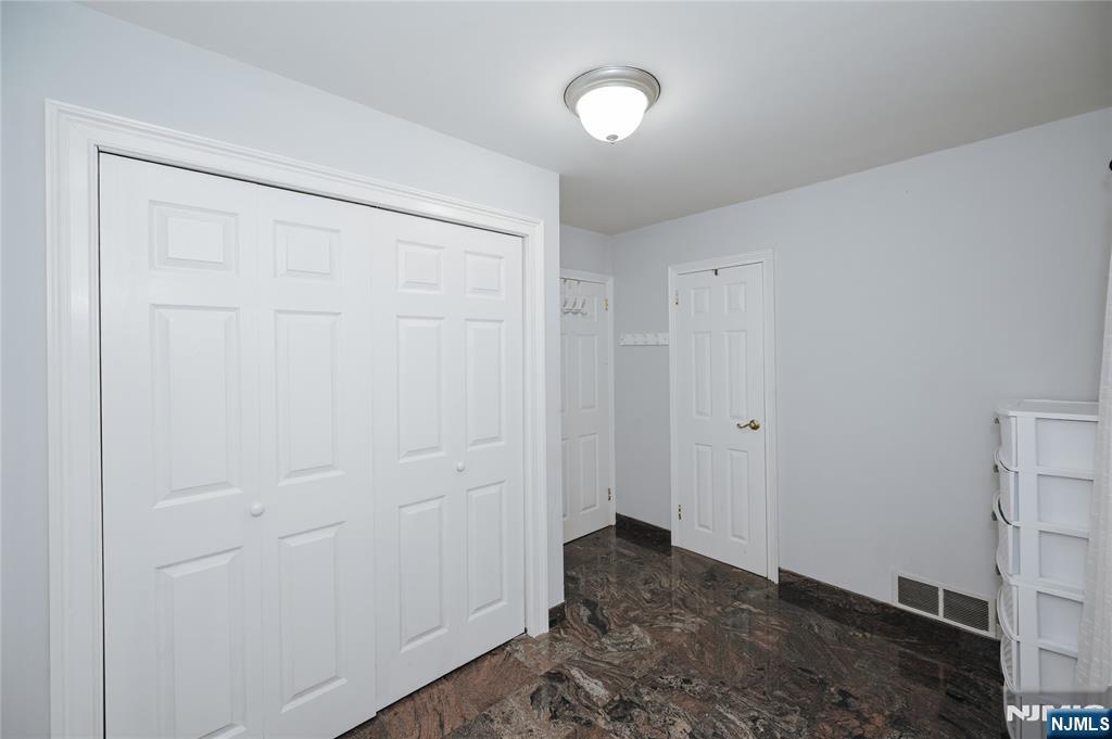64 Orchard