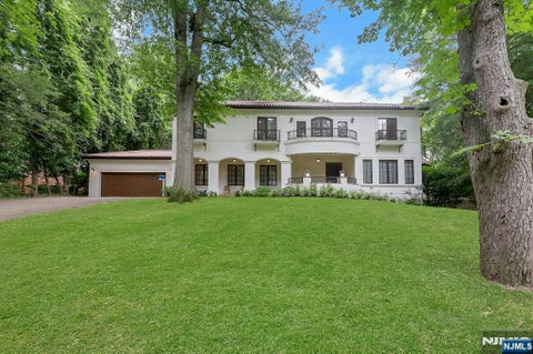 Photo of 285 Arch Road, Englewood, NJ 07631 (MLS # 26022553)