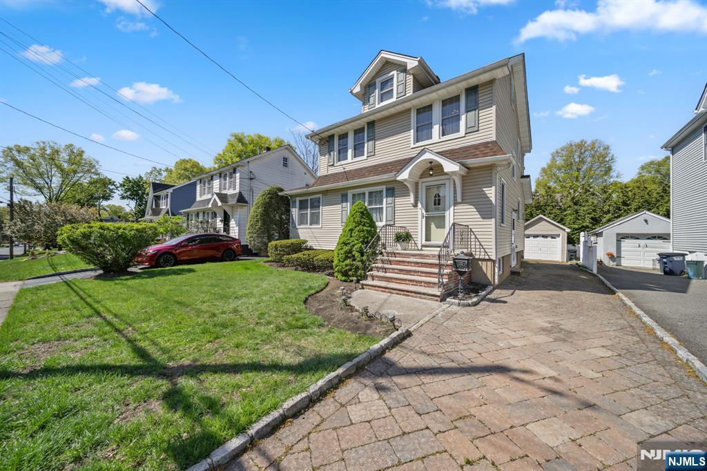 82 Kensington Avenue