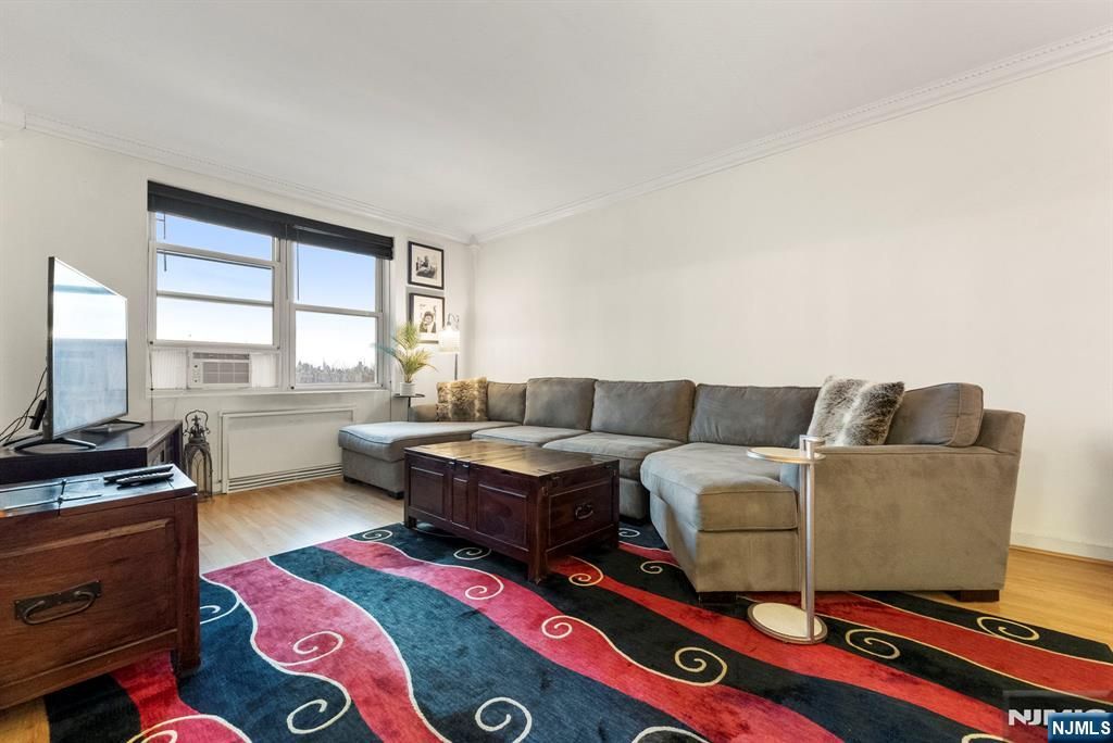 Photo of 8450 Boulevard E #1H, North Bergen, NJ 07047 (MLS # 26003671)