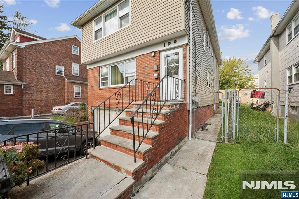 199 Brookside Avenue