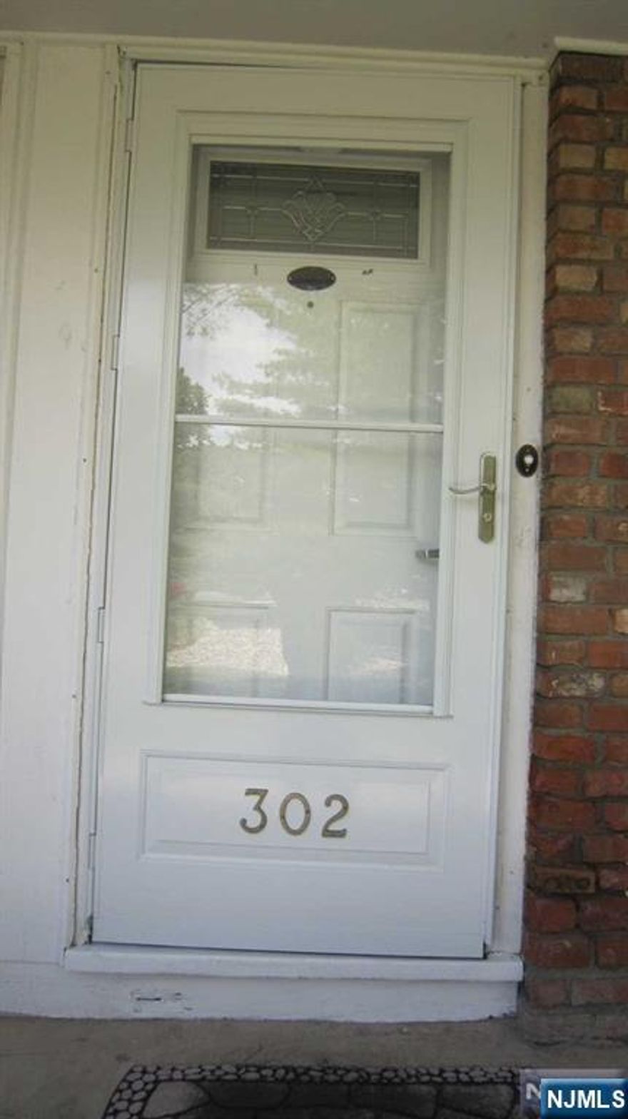 LOOKING FOR QUIET AND RESPONSIBLE CLEAN TENANT FOR EXCELLENT CONDO. VERY QUIET NEIGHBORHOOD AND UPGRADED KITCHEN & BATHROOM EXCELLENT CONDITION 2ND FLOOR CONDO. HARDWOOD FLOORS AND BUILT-IN WALL AC UNIT. RENT INCLUDES GAS HEAT, HOT & COLD WATER, COOKING GAS, SNOW REMOVAL, LANDSCAPING AND ONE ASSIGNED PARKING #28 AND GUEST AND STREET PARKING. ELECTRICITY AND CABLE/INTERNET NOT INCLUDED. CLOSE TO BUS & TRAIN, HIGHWAYS. SORRY NO PET AND NO SMOKING IN THE UNIT. SECURITY DEPOSIT ONE&HALF MONTHS PLUS ONE TIME $600 NON-REFUNDABLE FEE USED FOR CLEANING AND REFURBISHING.HOUSE WILL BE CLEANED BEFORE TENANT MOVE IN. LISTING PRICE IS THE MONTHLY RENT. APPLICATION, NTN CREDIT REPORT WITH CREDIT SCORE & 2 YEARS W2/1099/TAX REPORT & PROOF OF EMPLOYMENT & 2 PAY STUBS, 2 MONTHS BANK STATEMENT. PHOTO SHOWS EMPTY BEFORE TENANT MOVE IN.