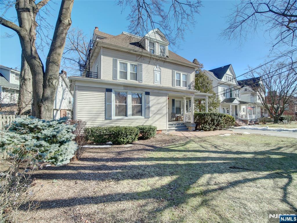 99 Valley Road