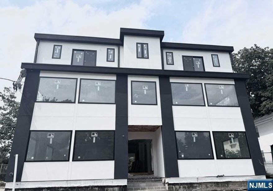 1079 Palisade Ave, Fort Lee, NJ New Construction â€“ Office Space for Lease Brand-new, contemporary office building under construction in the heart of Fort Lee. Quiet, modern, and ideal for professional or medical use. Property Highlights: 1st Floor: 1,788 sq. ft. â€” $4,470/month + tax 2nd Floor: 2,881 sq. ft. â€” $6,722/month + tax Basement: 1,788 sq. ft. Elevator-equipped building (Tax will be determined later) Close to major transportation hubs A sleek, new office environment offering accessibility, comfort, and modern design â€” perfect for growing businesses in Fort Lee.