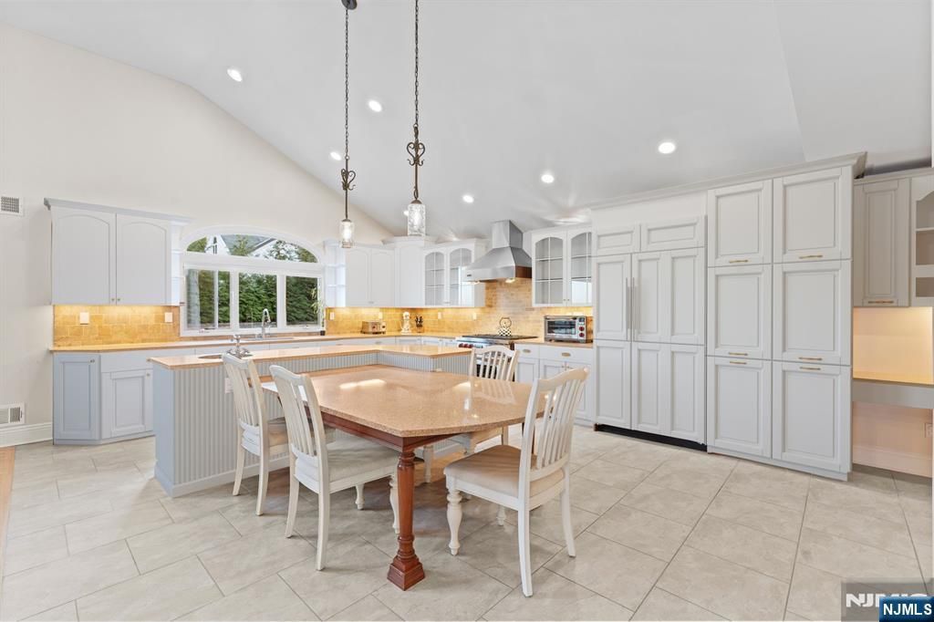 Photo of 14 Congress Road, Emerson, NJ 07630 (MLS # 25038347)