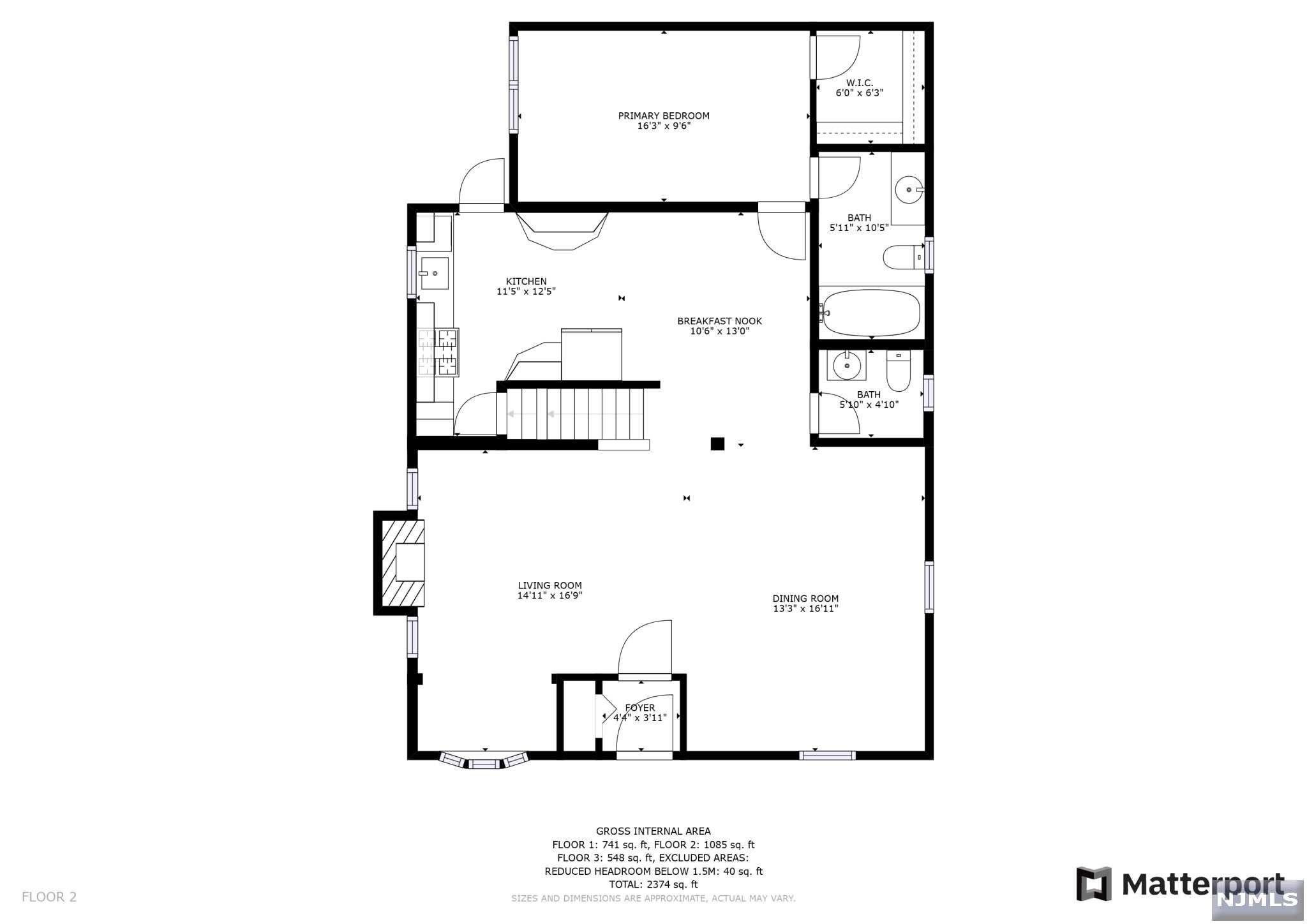 Main image without alt text