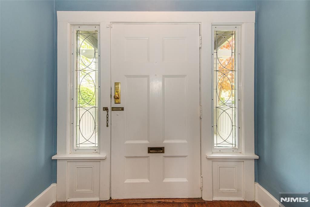 Photo of 104 Gates Avenue, Montclair, NJ 07042 (MLS # 26014429)