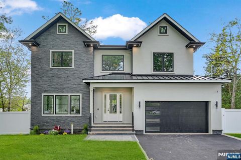 7 Canterbury Lane Millburn NJ 07078