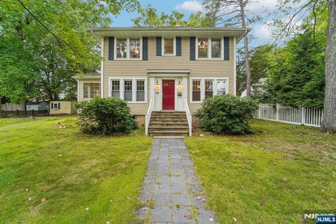 Photo of 46 Schraalenburgh Road, Haworth, NJ 07641 (MLS # 26034451)