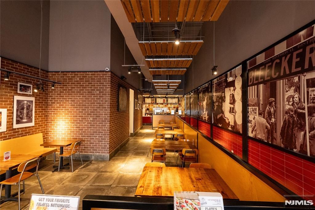 Photo of 84 N State Rt 17, East Rutherford, NJ 07073 (MLS # 26001298)