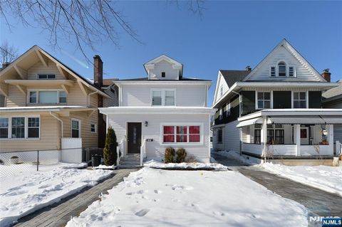 Photo of 171 Ampere Parkway, Bloomfield, NJ 07003 (MLS # 26005983)