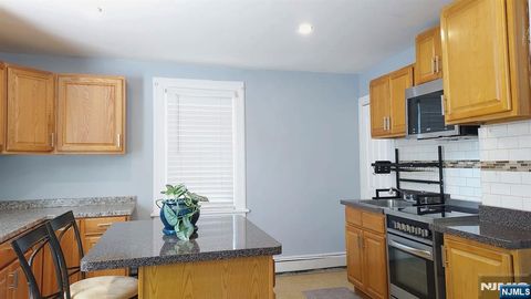 64 Smith Avenue Bergenfield NJ 07621