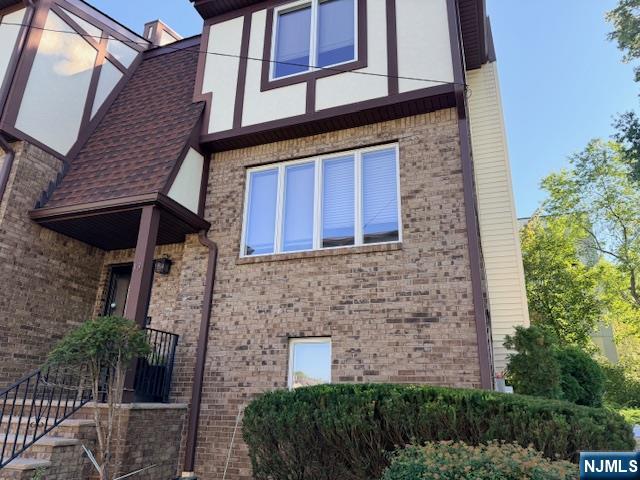 13 Canterbury Lane