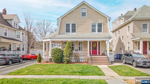 Photo of 206 Mortimer Avenue, Rutherford, NJ 07070 (MLS # 26026953)