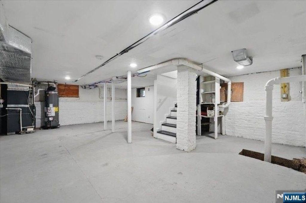 Photo of 84 Chelsea Avenue, Newark, NJ 07106 (MLS # 26005641)