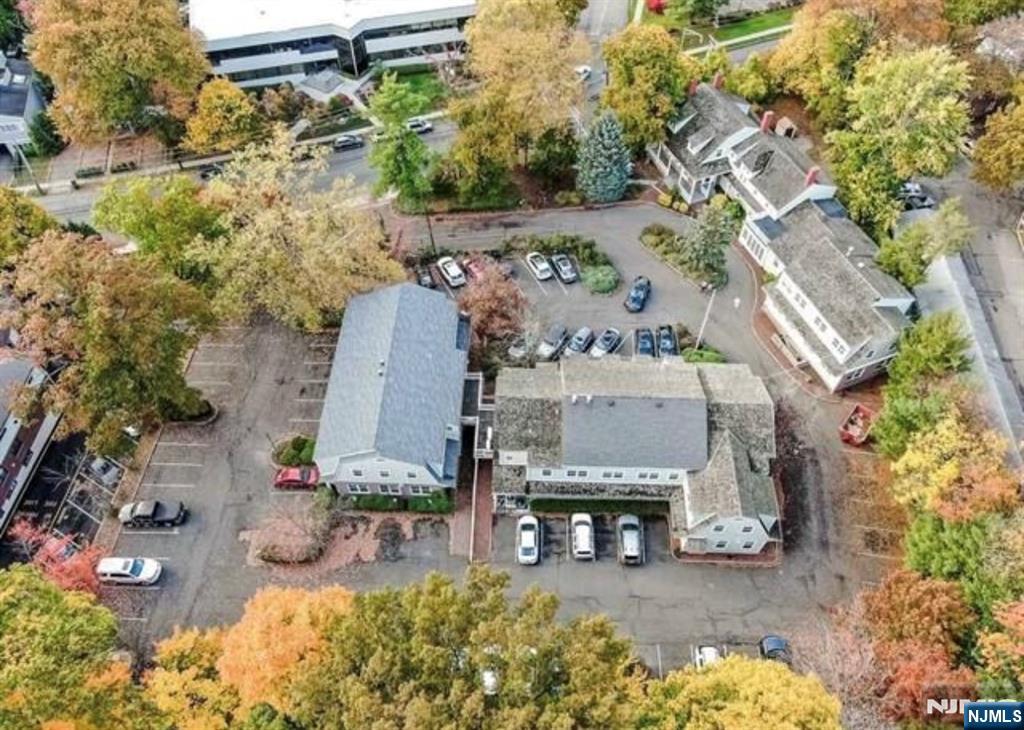 285 Grand Avenue B1 #1C