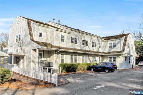 Photo of 285 Grand Avenue #B1 1C, Englewood, NJ 07631 (MLS # 25026421)