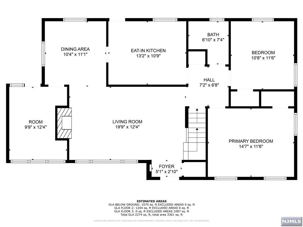 Main image without alt text