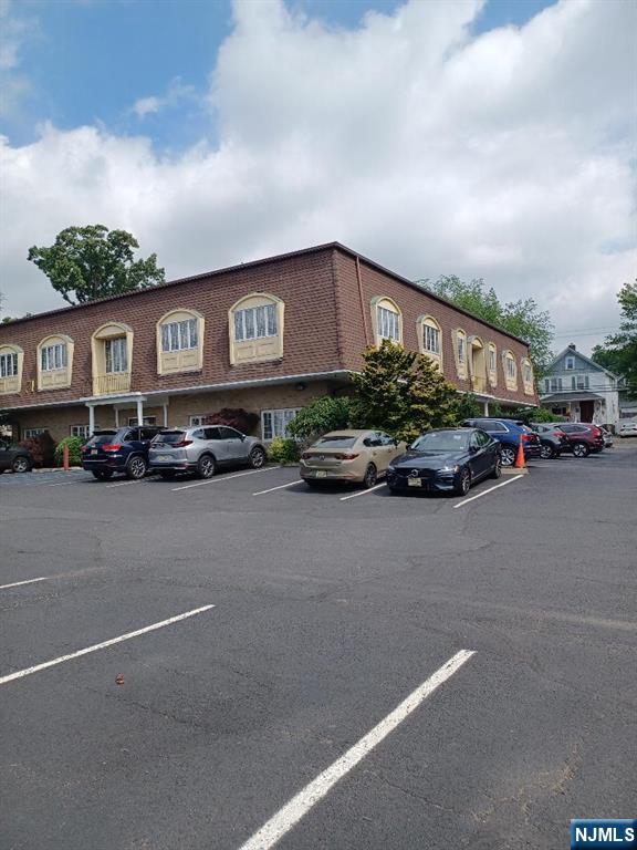 71 Franklin Turnpike 3