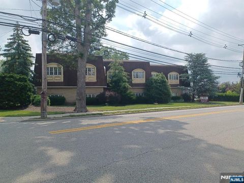 Photo of 71 Franklin Turnpike #3, Waldwick, NJ 07463 (MLS # 25022945)