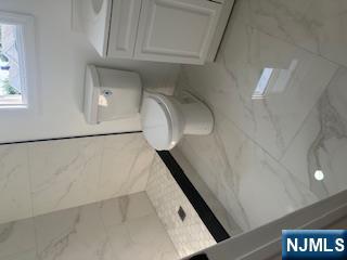 Rental Property at 53 Marsellus Pl 2, Garfield, New Jersey - Bedrooms: 5 
Bathrooms: 4 
Rooms: 7  - $4,500 MO.