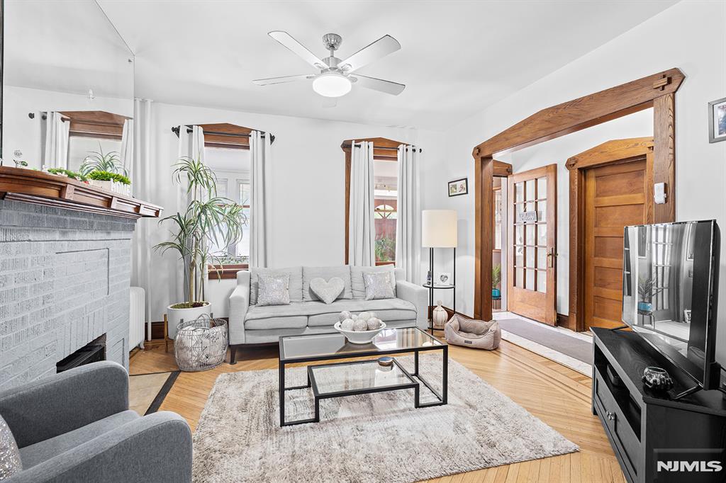 433 Stuyvesant Avenue