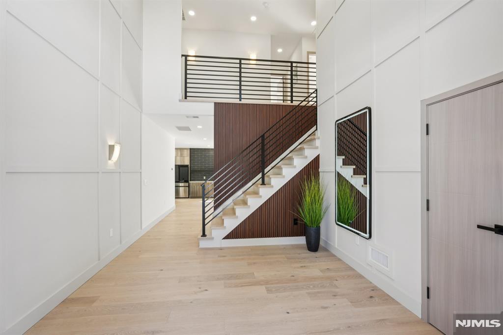 543 Closter Dock Road