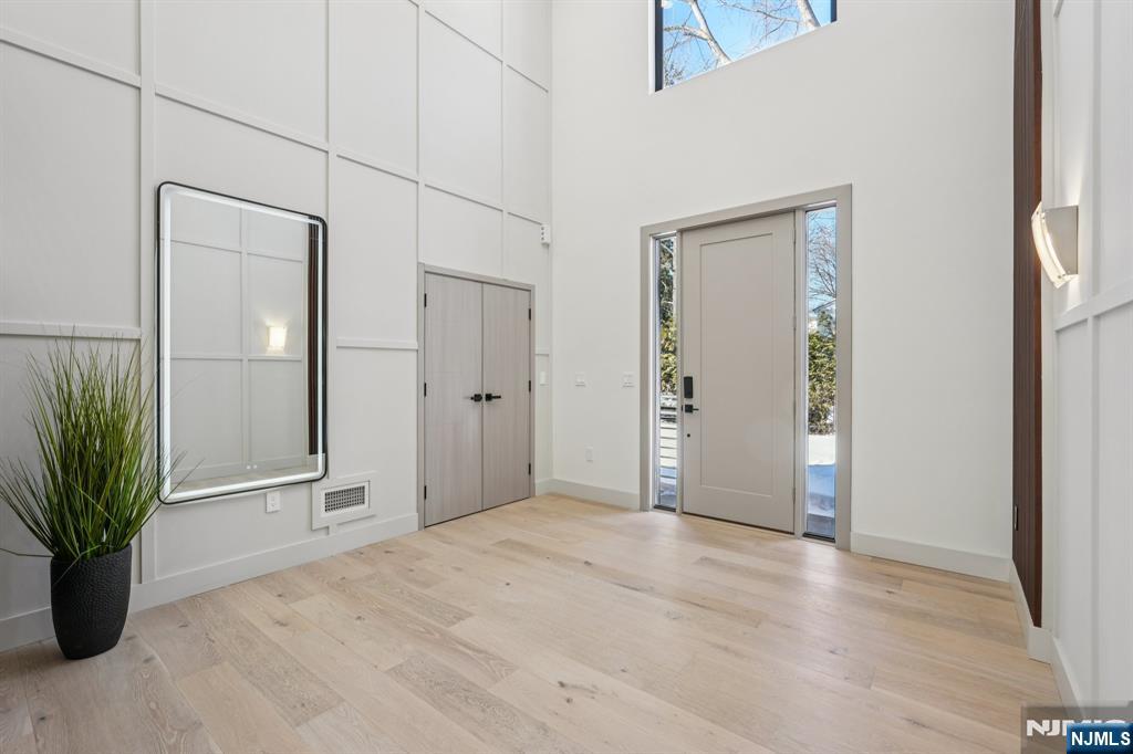 543 Closter Dock Road