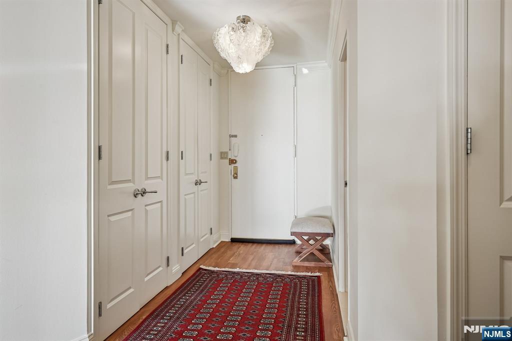 5 Horizon Road 1405-1407