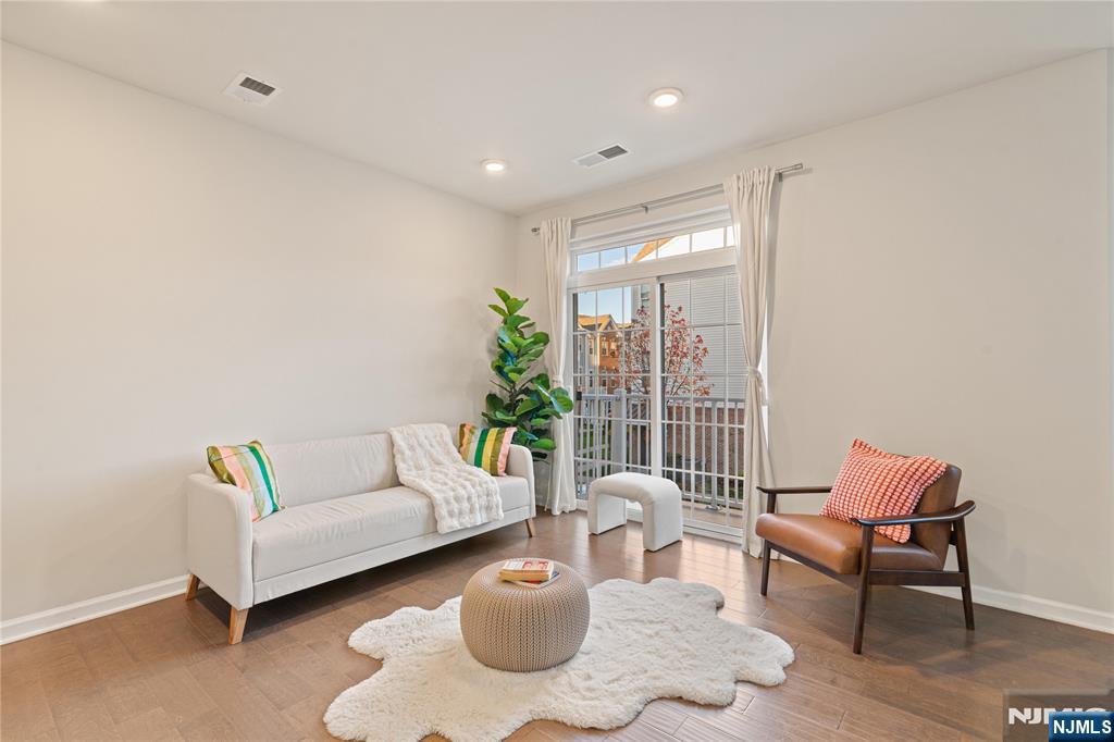 43 Wesmont Drive 1712